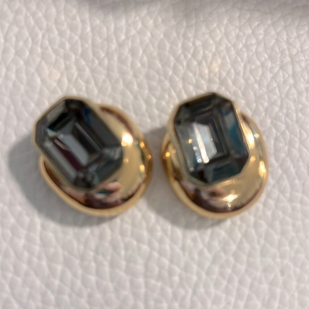 Vintage Ciner Signed Clip Earrings